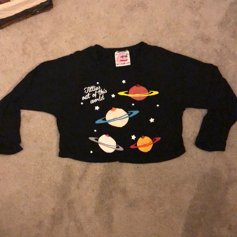 O-mighty top “titties out of this world”